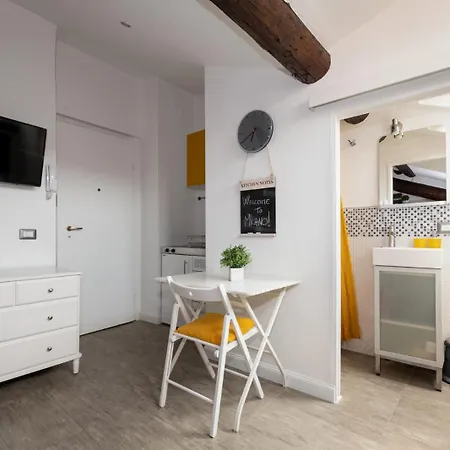 Chinatown Cosy Attic Daire Milano